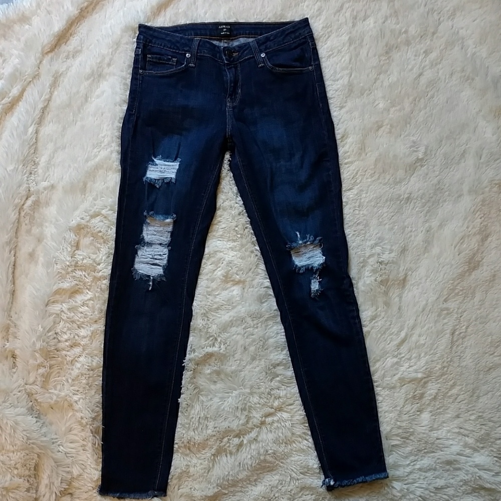 Just Black Distressed Frayed Hem Skinny Jeans